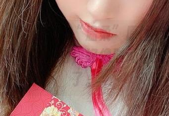 Kuuko W的全套“温柔”原图有种让你想缓缓呼吸的妙韵,好像时间暂时被暂停了。