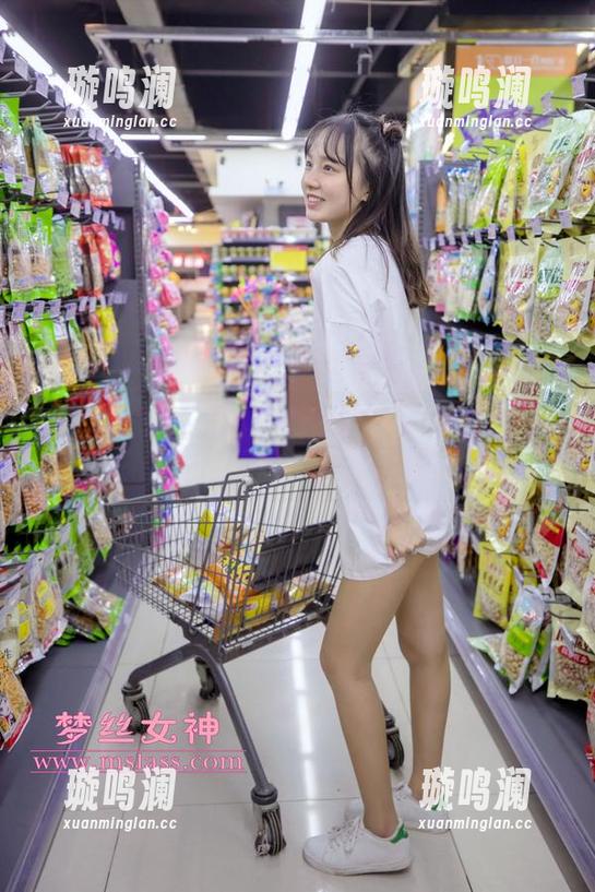 MSLASS梦丝女神 - 脑洞大开的无圣光图集：笑笑和她那一扇扇甜甜的袜