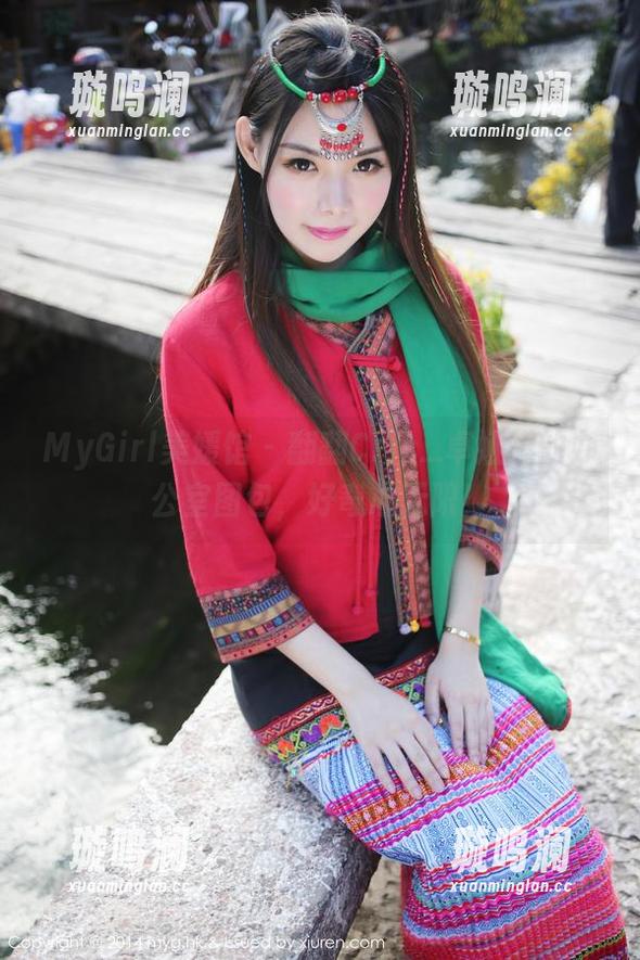 MyGirl美媛馆 - 翻翻Cris_卓娅祺的办公室图包，好奇心无限！