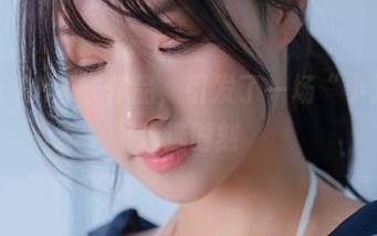 Myung Ah泳衣作品,引发了一场“小海浪”的精选时刻