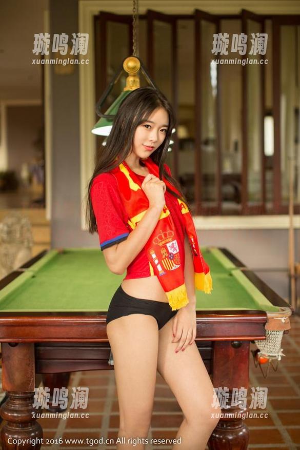 TGOD推女神 - 难以抗拒的原图，徐妍馨Mandy的夏天带着一点飘渺的梦幻感。