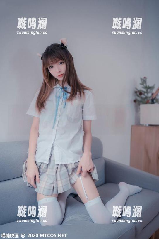 把喵糖映画全集里的纯色白裙变成你的灵感吧，谁说白色不能玩得花样百出？