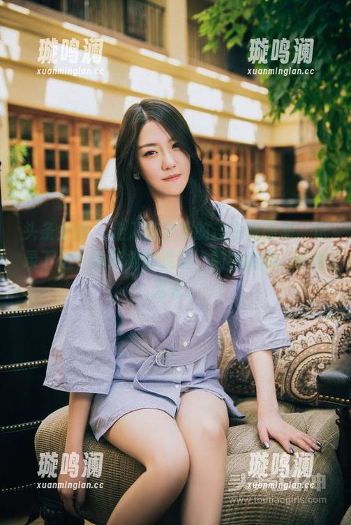 头条女神-陈宇熙 头条女神 - 走入陈宇熙的连衣裙图册,记录下这一份轻松的氛围,随意翻翻,乐趣无穷。