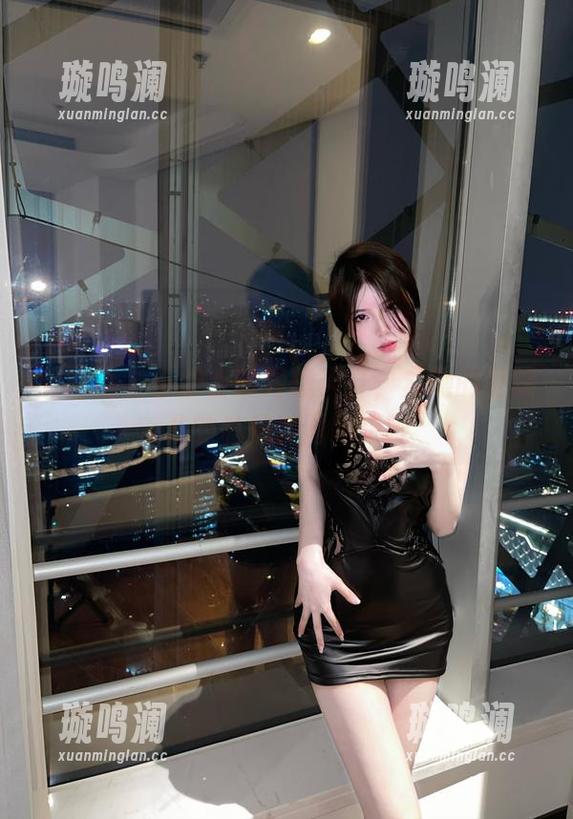 微密圈 - 小护士的异想天开，奔跑的晶骡儿的私拍套图跑来啦