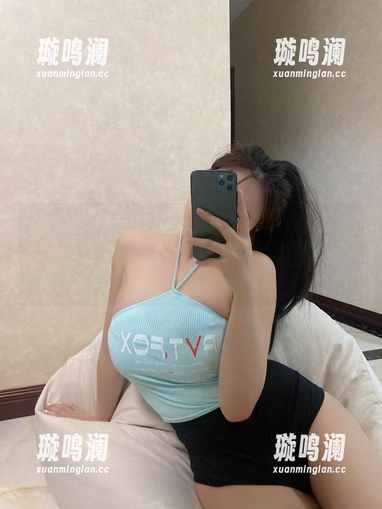 微密圈 - 据说奶宝妹纸穿上和服后，路过的小猫都要多看几眼，原图下载竟是件幸事。