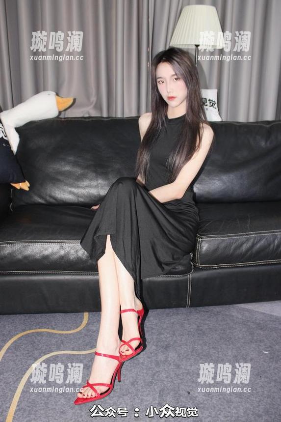 小众视觉-小苹果 小众视觉 - 校园里的小苹果,网盘让我重拾旧梦,好想下载她的每个瞬间。