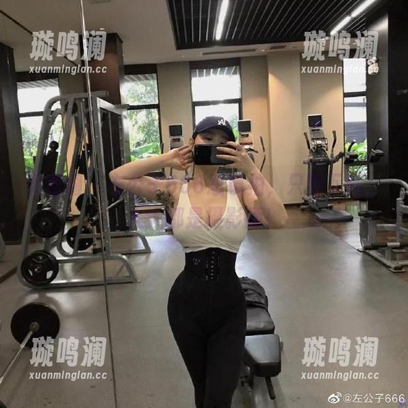 左公子666 微密圈 - 左公子666怼镜拍,只要下载,人人都是摄影师!