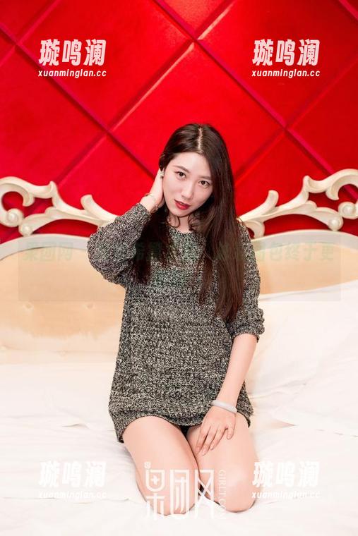 果团网 - 周妍希撩水颜：泳装图包终于更新啦～