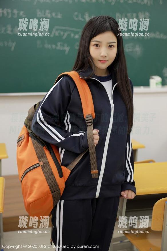 模范学院 - 牛仔裤与偶尔的尴尬：糯美子Mini原图合集，花样式撩拨你的想象力。