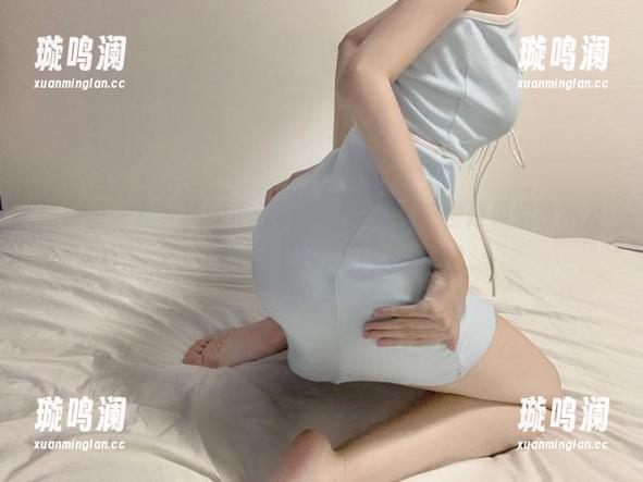 微密圈 - 相扑猫的牛仔裤系列，最新美图是果然等不及要比心了！