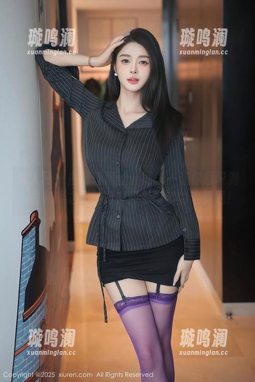 秀人网 - 白琮瑗黑丝套图——让你意识到，白和黑之间的博弈好像高考的选择题！