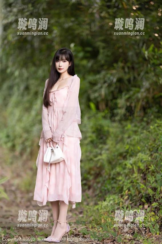 秀人网 - 看！阿汁在水手服中展现的迷人美图，谁还需要剧情呢？