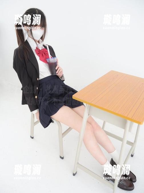 紧急企划-林书辞 紧急企划 - 礼服与林书辞的全套写真,貌似揭开了不靠谱的奢华新篇章!