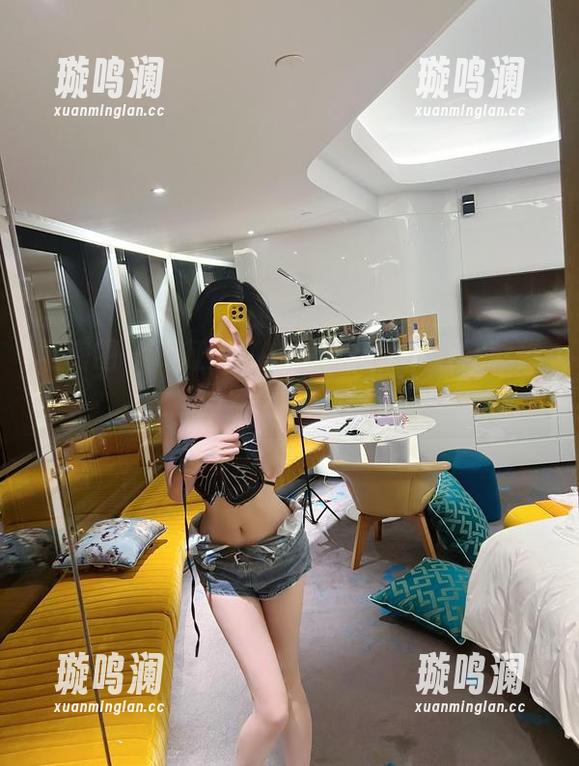 微密圈 - 葛征的甜心写真集，下载完就像领到了幸福的入场券！