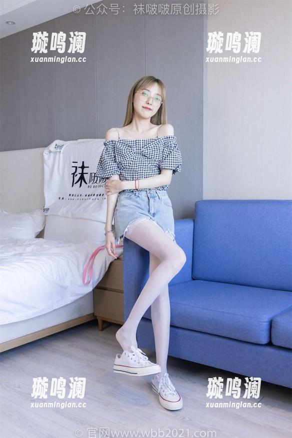 袜啵啵 - 裸足？哼，稚予的花絮图包可远不止于此！