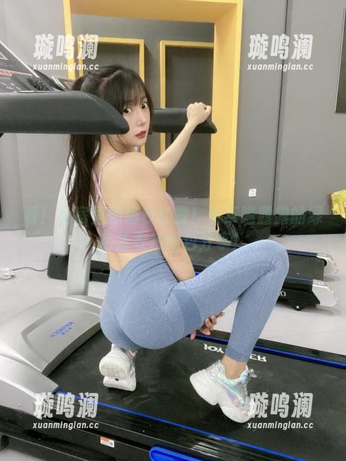 看！私房里的杨枝甘露！香草喵露露的绿色连衣裙图包分享！