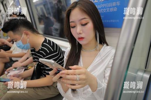 魔镜街拍 - 凯恩美图发布，我的心又被点桂了，感受到了吗？